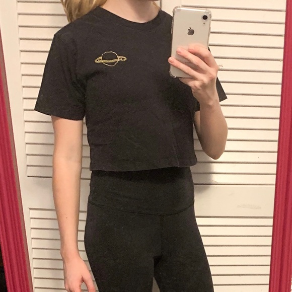 Forever 21 planet midriff tee - Picture 1 of 2